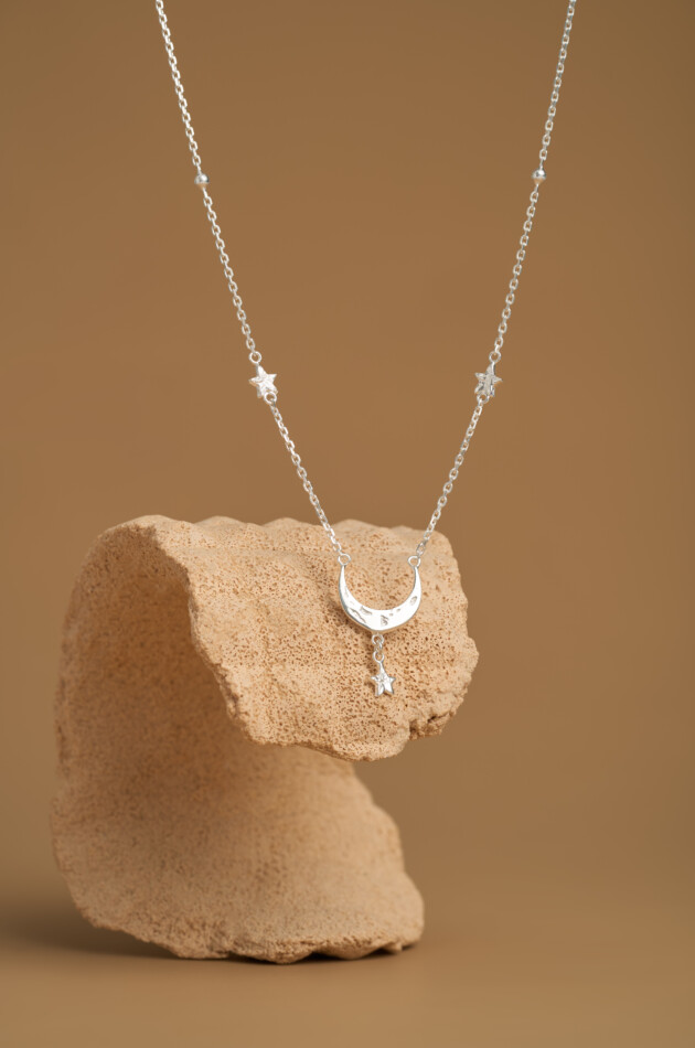 Колье "Женственность"