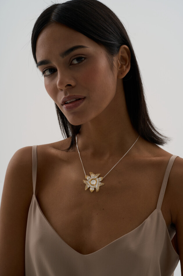 Подвеска "Весь мир твое отражение"