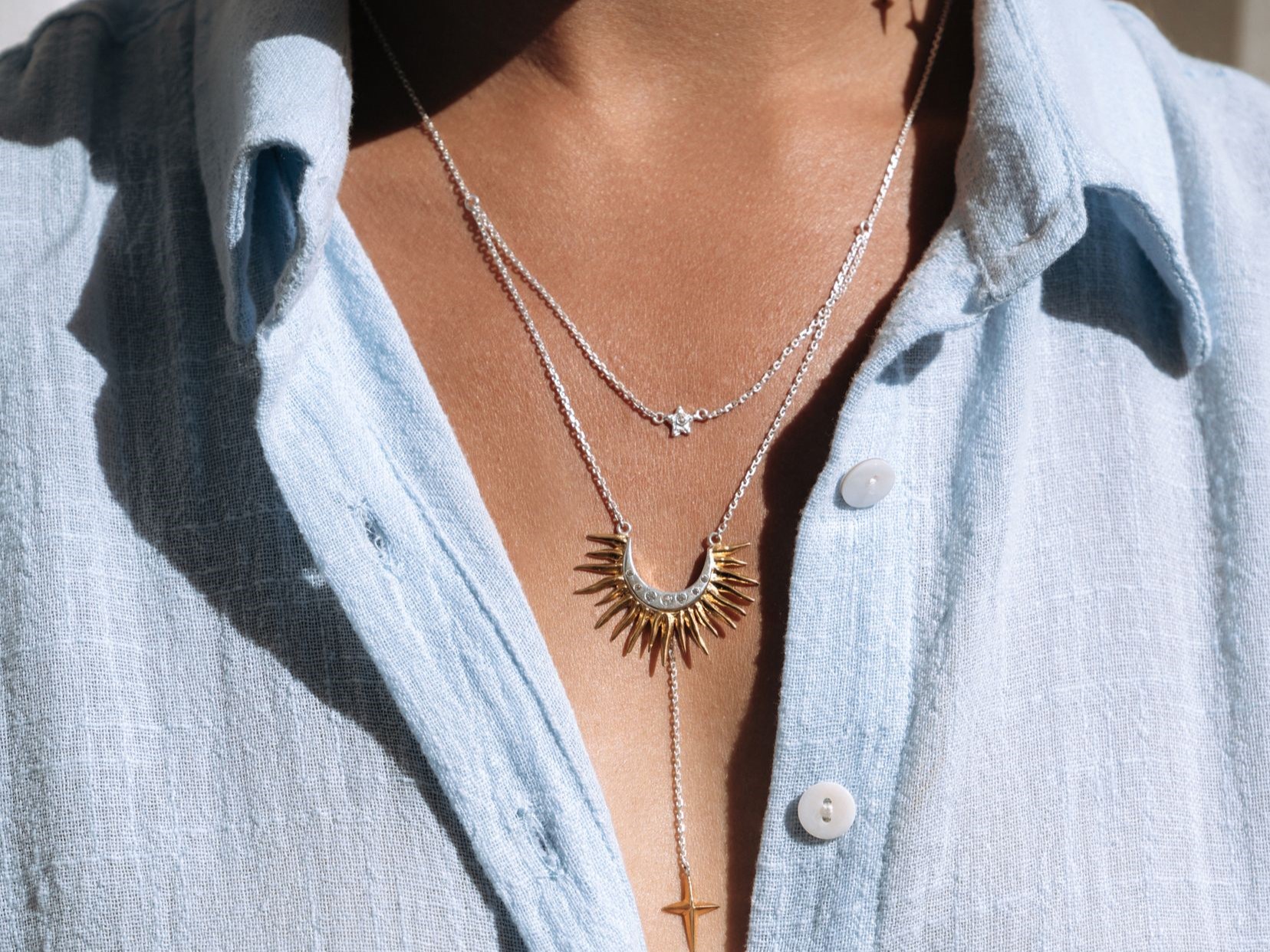 Серебро на коже: почему одни украшения мы чувствуем, а другие нет