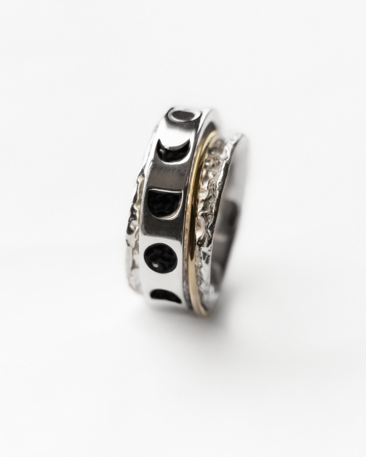 Кольцо "Все меняется"