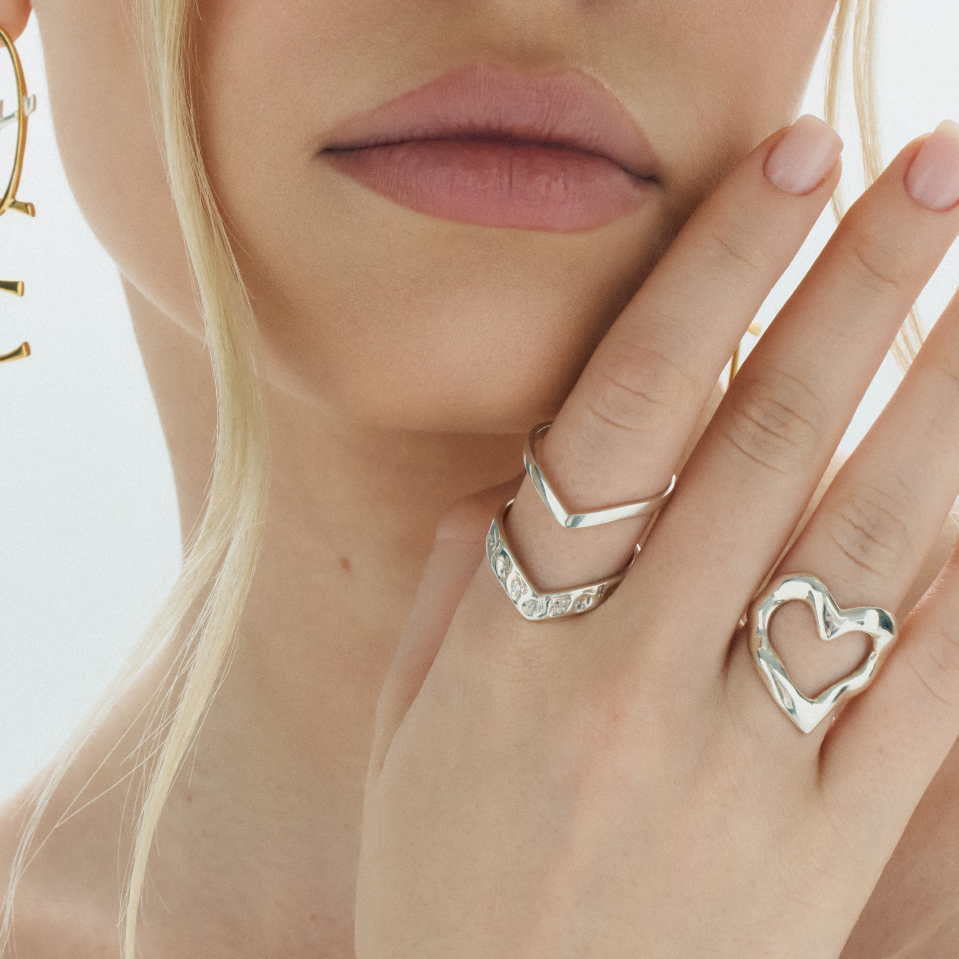 Как выбрать стильные украшения: 3 совета от стилиста