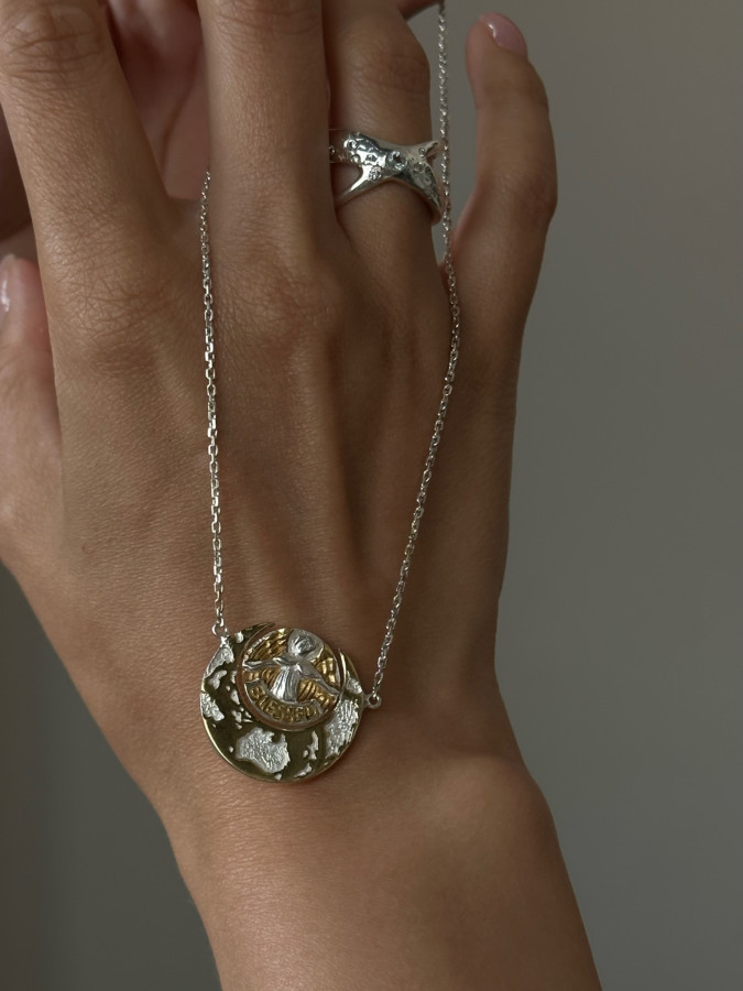 Подвеска "Быть в мире и спокойствии"