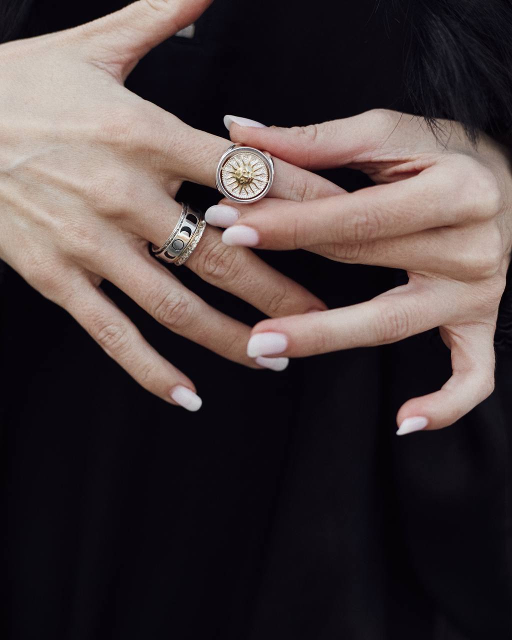 Как выбрать украшение в подарок по энергии человека