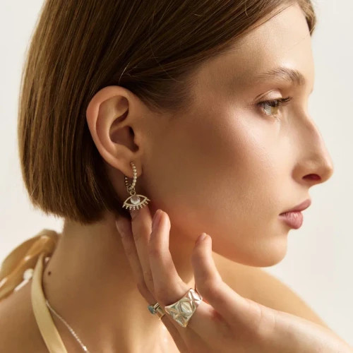 Можно ли носить одно и то же украшение каждый день