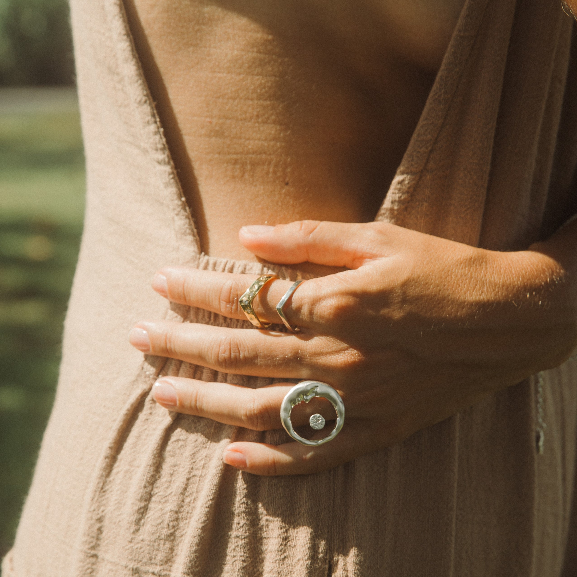 Йога и украшения: какие камни подходят для медитации