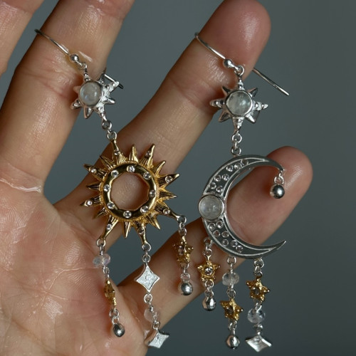 Можно ли носить чужие украшения: энергия и ощущения