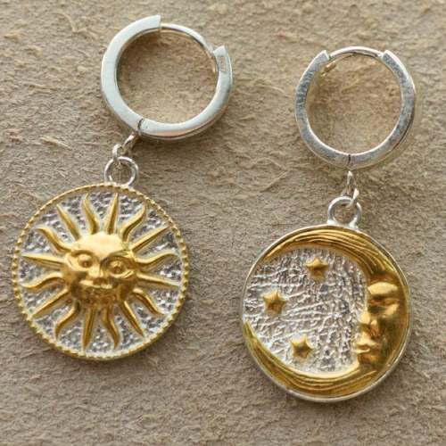 Асимметричные украшения в 2026: свобода формы и интуиции